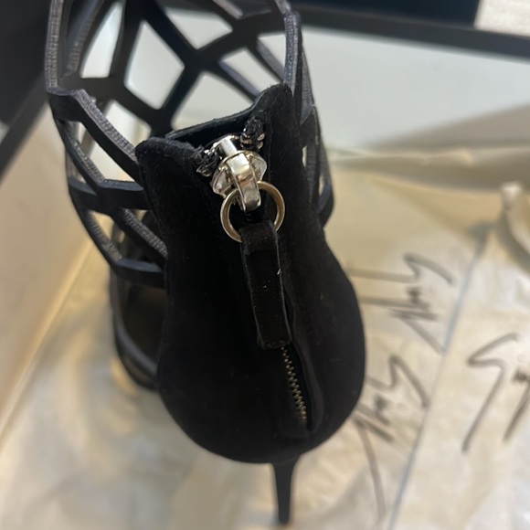 Giuseppe Zanotti Black Strappy Sandals 39 - Picture 4 of 6